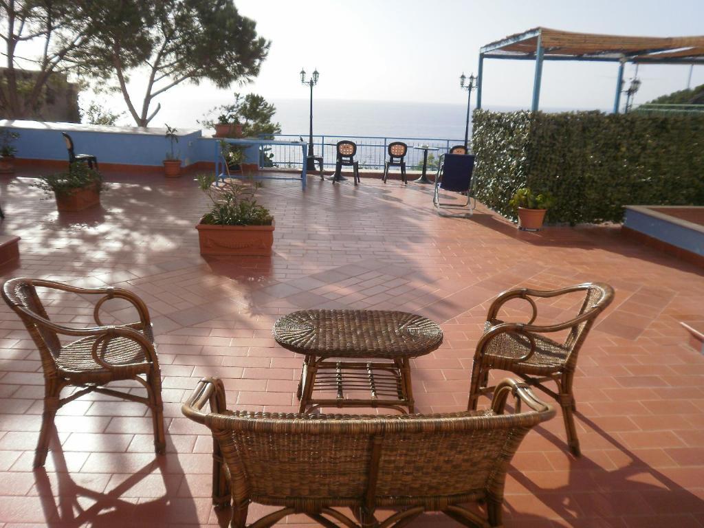 Aparthotel Sogni Nel Blu Isola di Ustica Zewnętrze zdjęcie