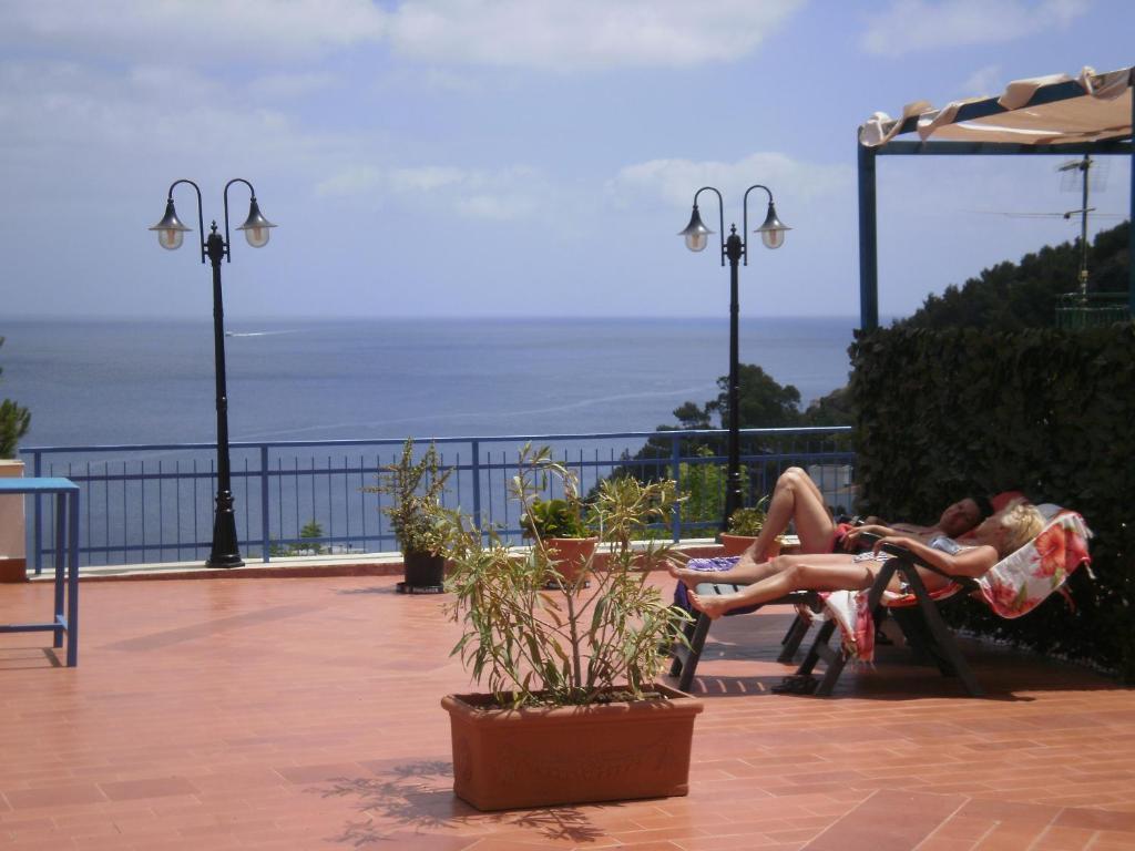 Aparthotel Sogni Nel Blu Isola di Ustica Zewnętrze zdjęcie